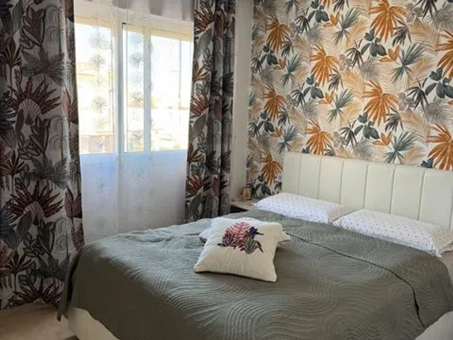 Villa in Alicante, Spain 3 bedrooms, 275 sq.m. No. 181001
