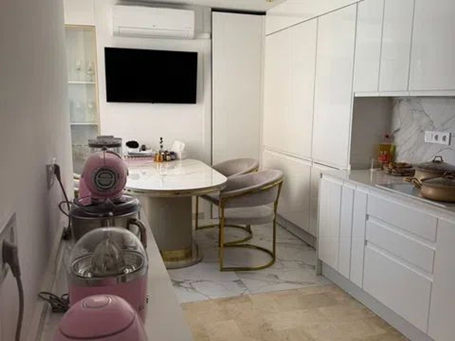 Villa in Alicante, Spain 3 bedrooms, 275 sq.m. No. 181001