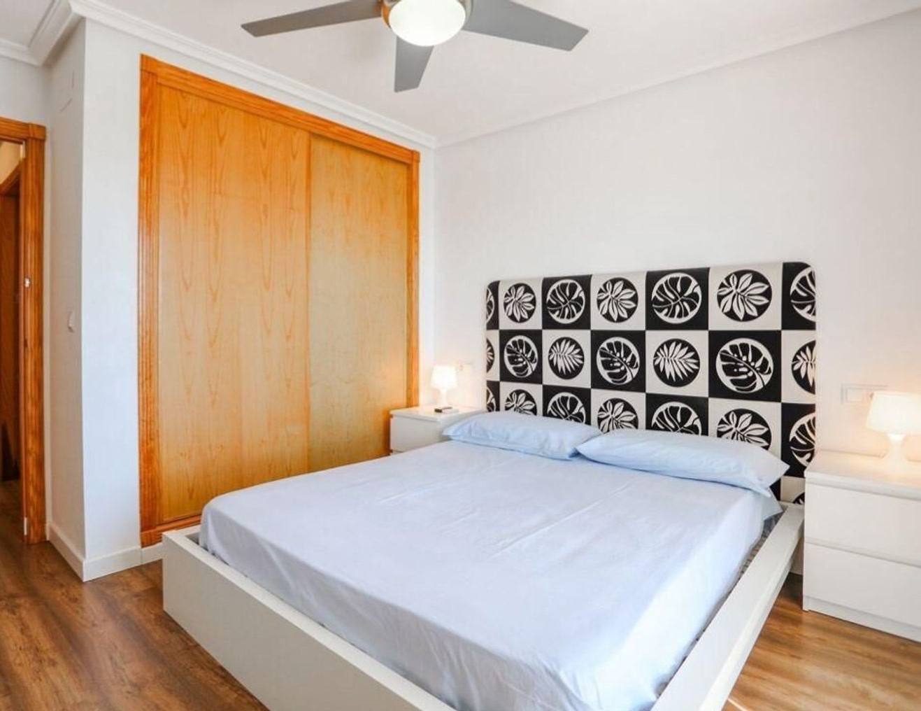 Wohnung in Pilar de la Horadada, Alicante, Spanien 2 Schlafzimmer, 84 m2 Nr. 180999