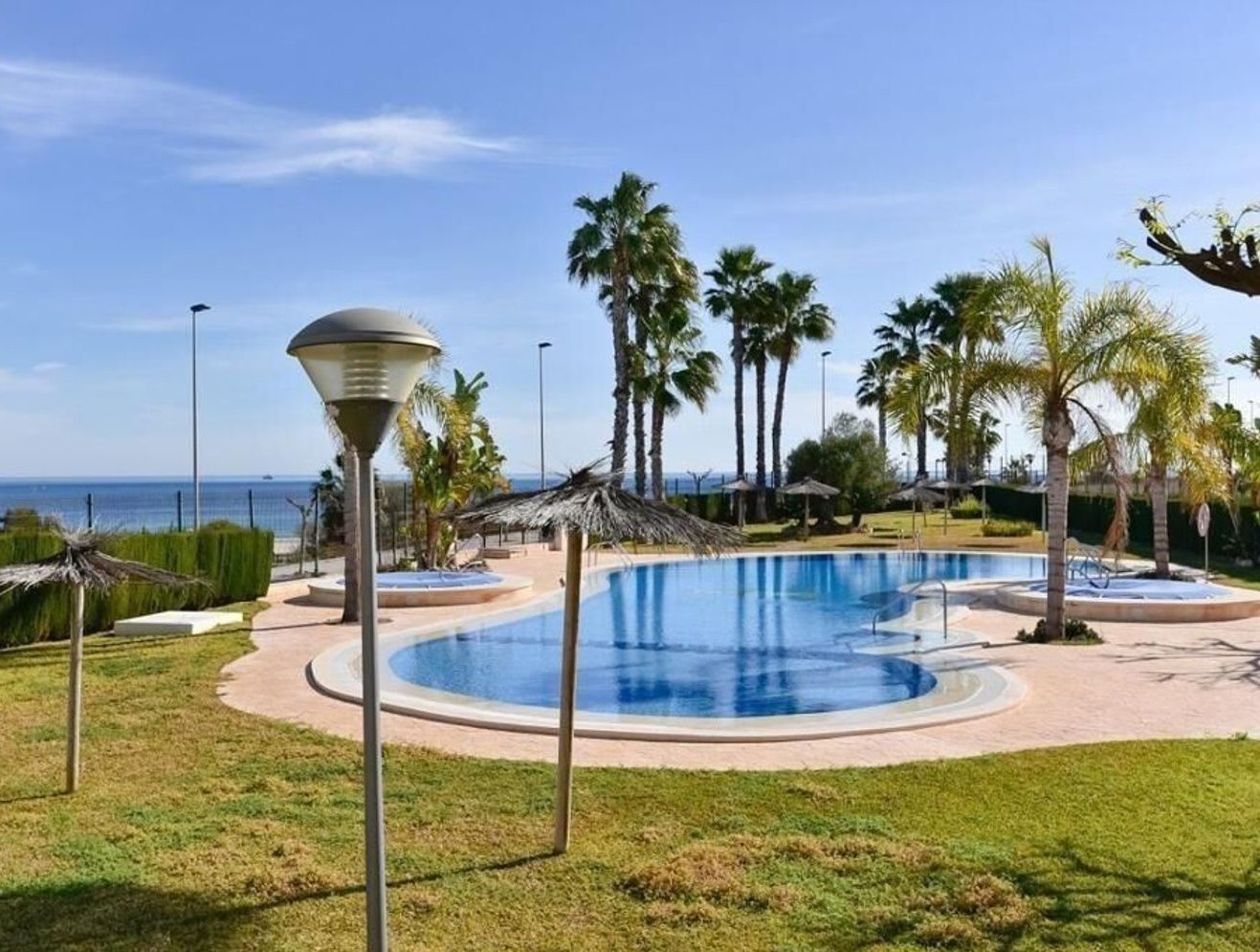 Wohnung in Pilar de la Horadada, Alicante, Spanien 2 Schlafzimmer, 84 m2 Nr. 180999