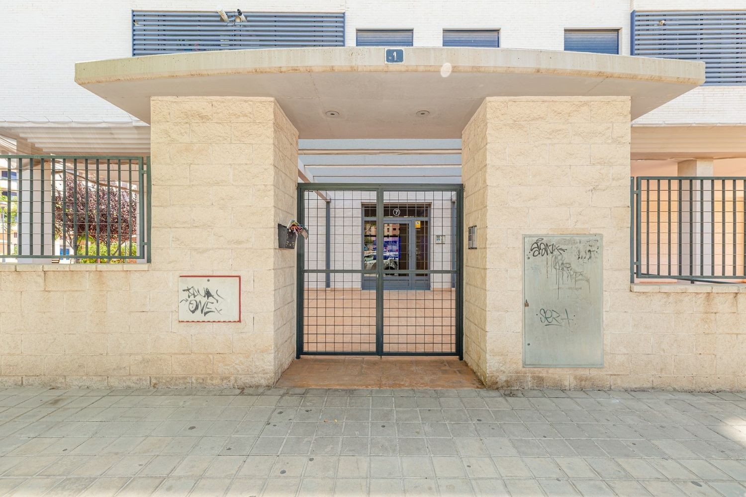 Apartment in Alicante, Spain 3 bedrooms, 122 sq.m. No. 181000