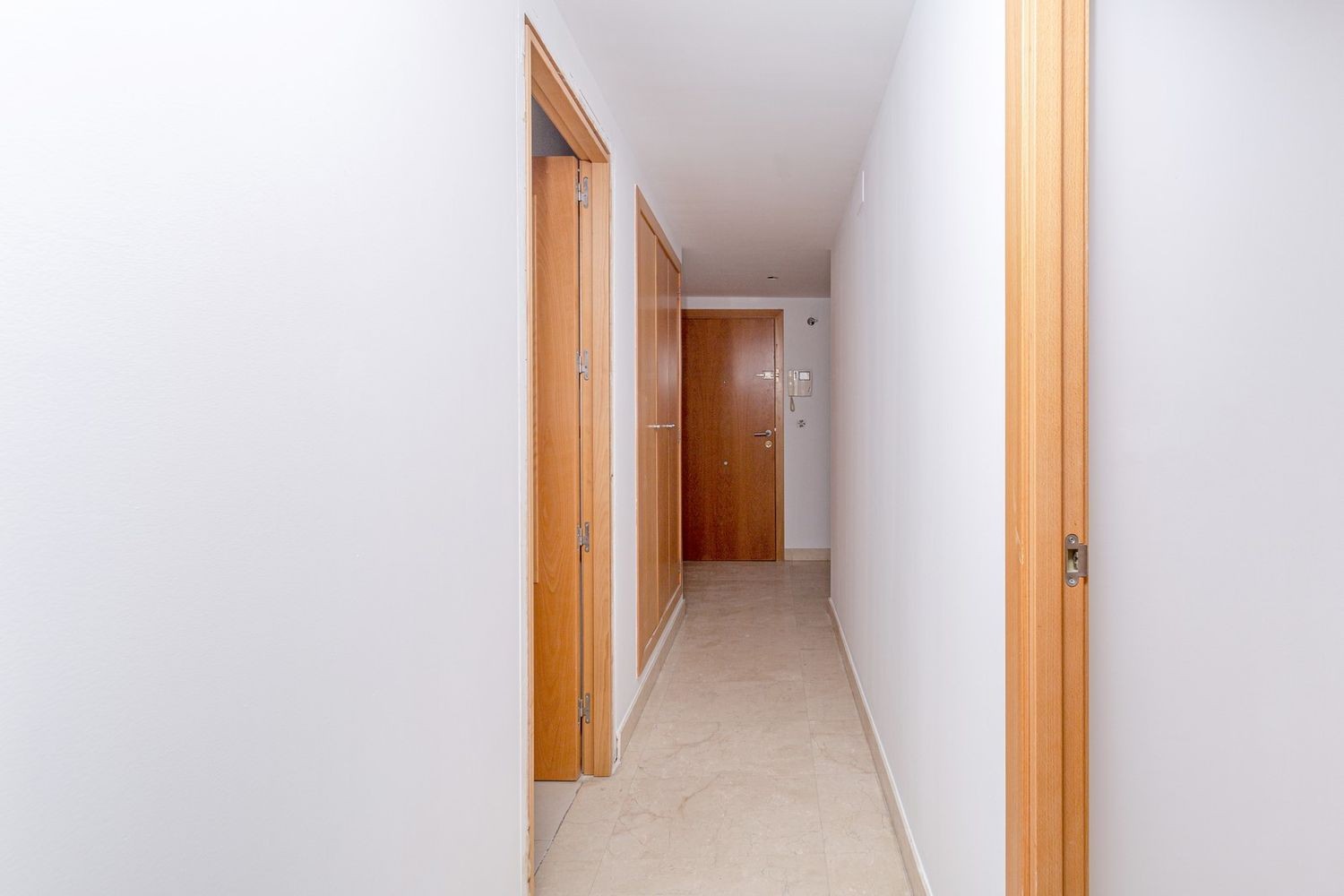 Apartment in Alicante, Spain 3 bedrooms, 122 sq.m. No. 181000