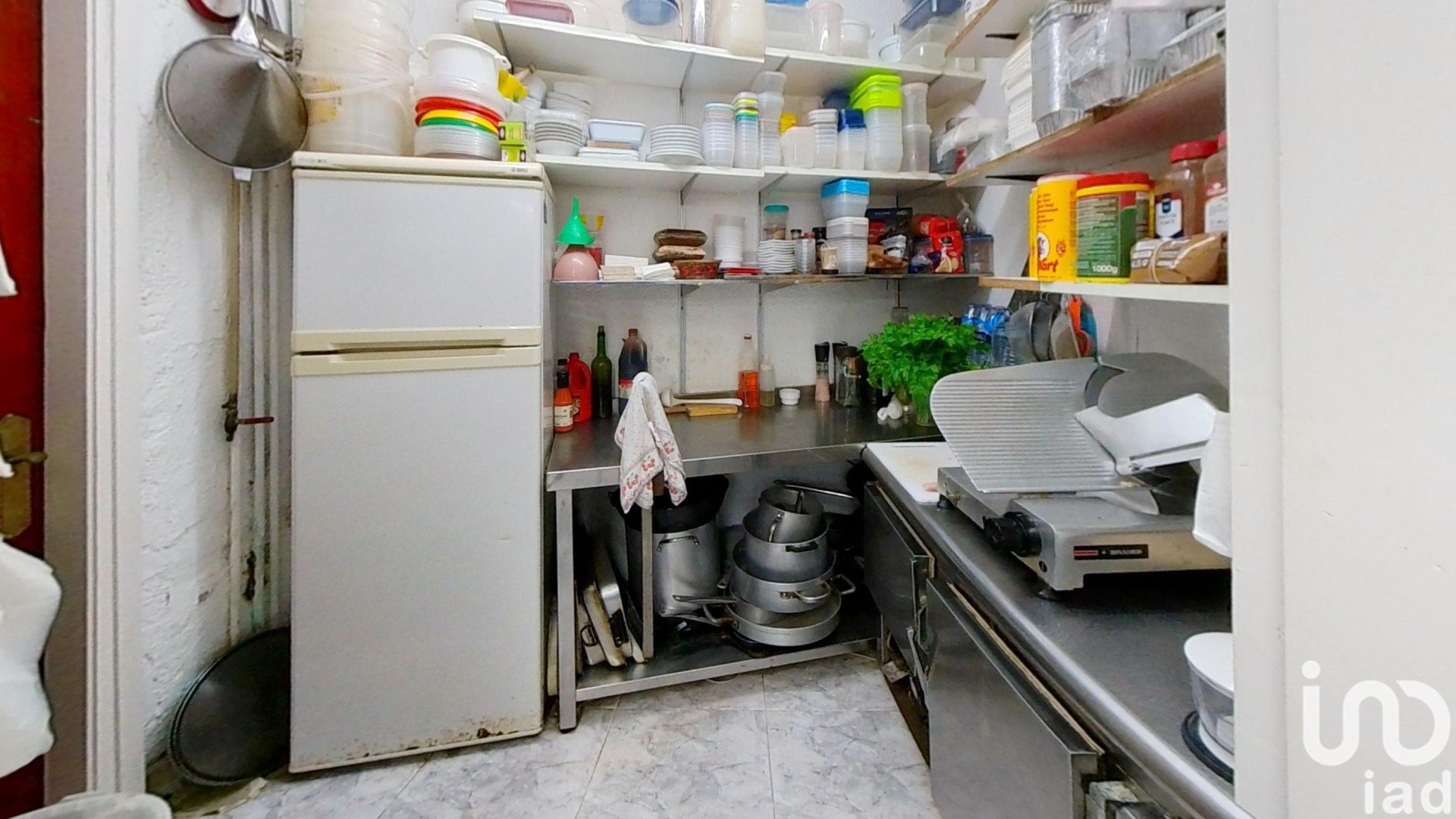 Rindu māja Llorenc Del Penedes, Tarragona, Spānijā 4 istabas, 270 m2 Nr. 153700