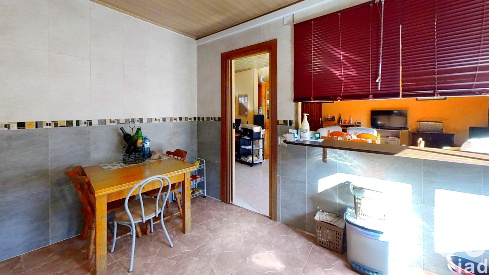 Rindu māja Llorenc Del Penedes, Tarragona, Spānijā 4 istabas, 270 m2 Nr. 153700