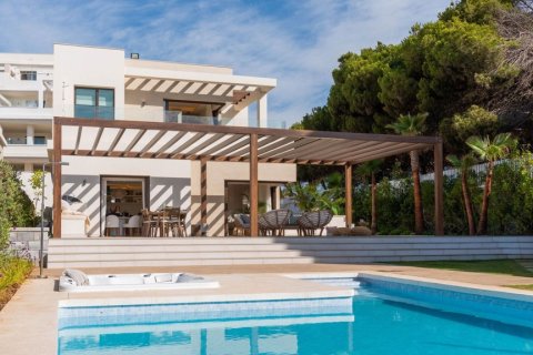Villa i Malaga, Spanien 4 sovrum, 516 kvm. Nr. 171970