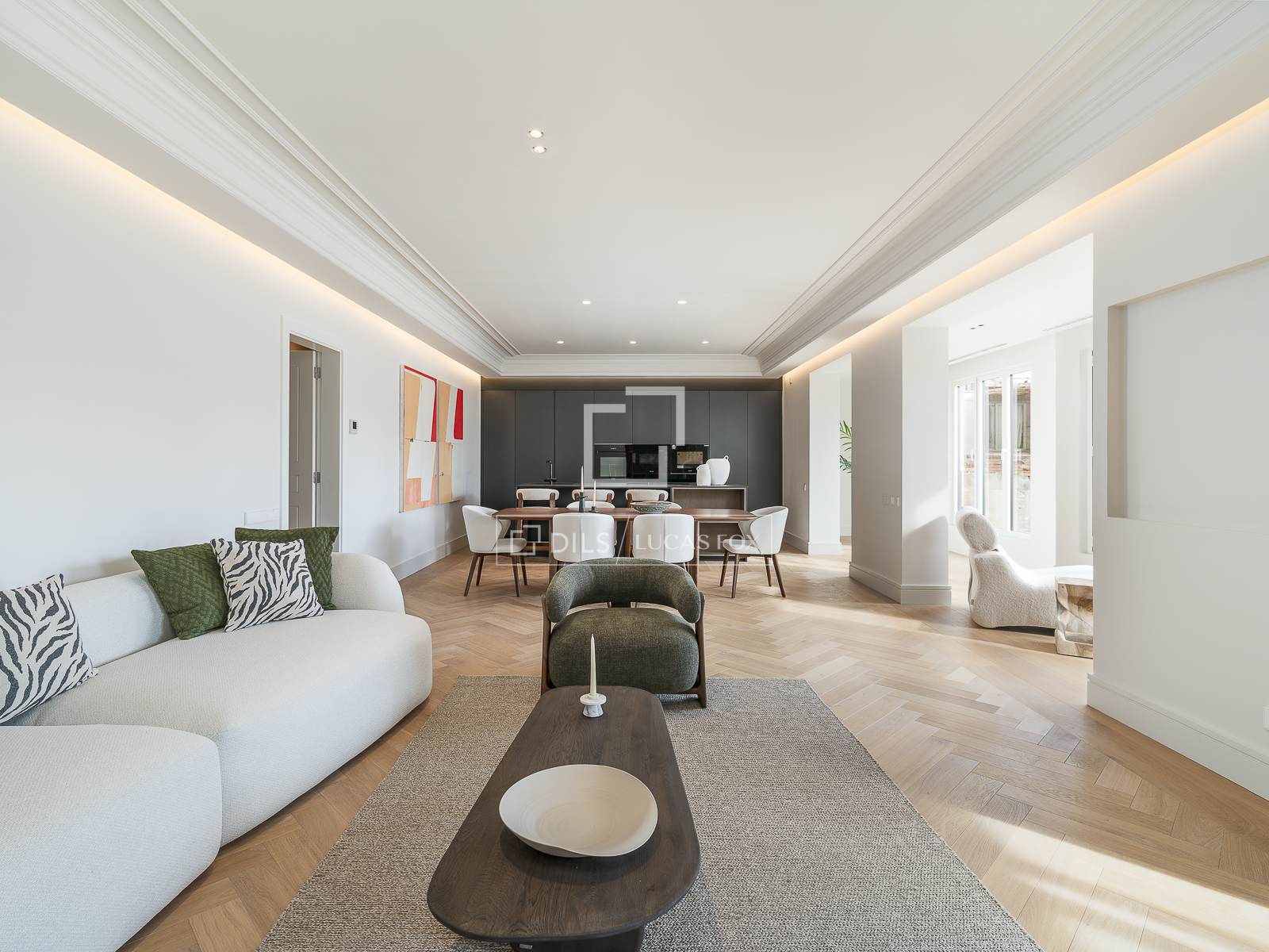Apartment in Barcelona, Spain 4 bedrooms, 273 sq.m. No. 150804