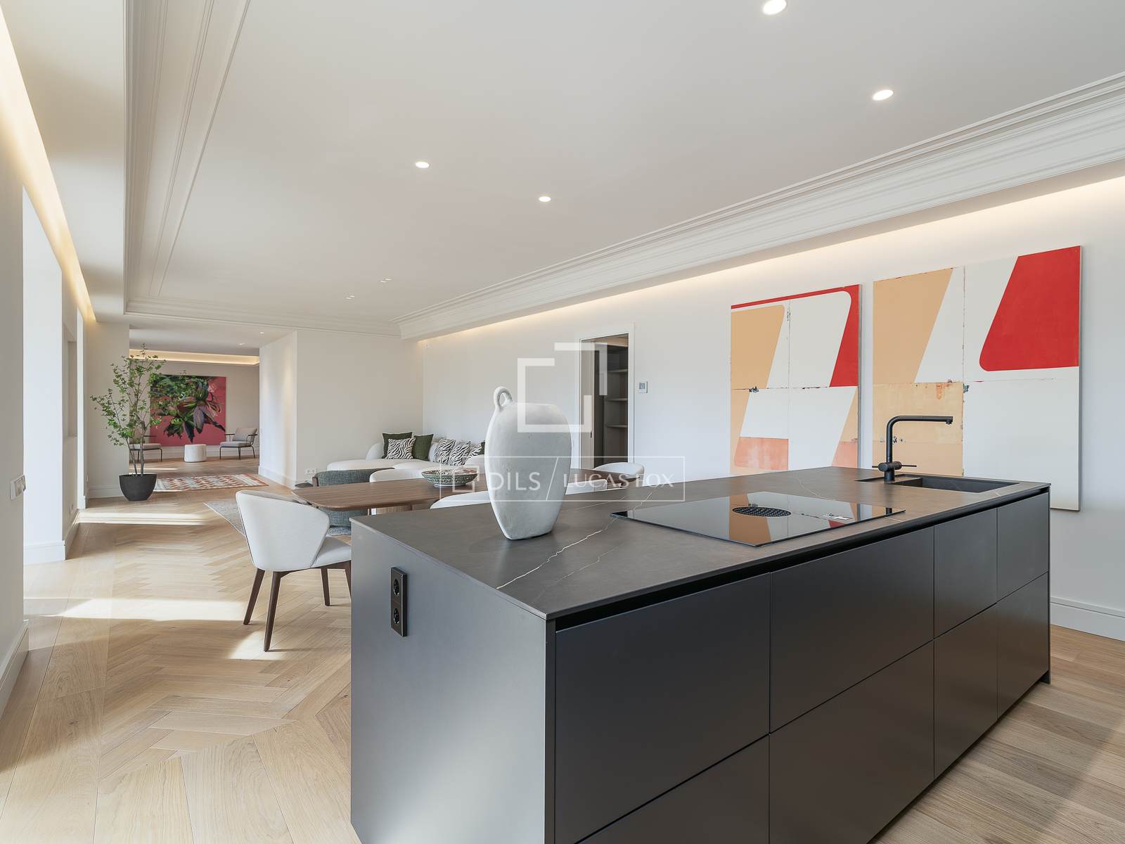 Apartment in Barcelona, Spain 4 bedrooms, 273 sq.m. No. 150804