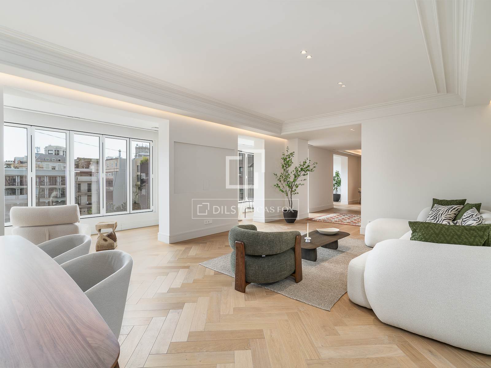 Apartment in Barcelona, Spain 4 bedrooms, 273 sq.m. No. 150804