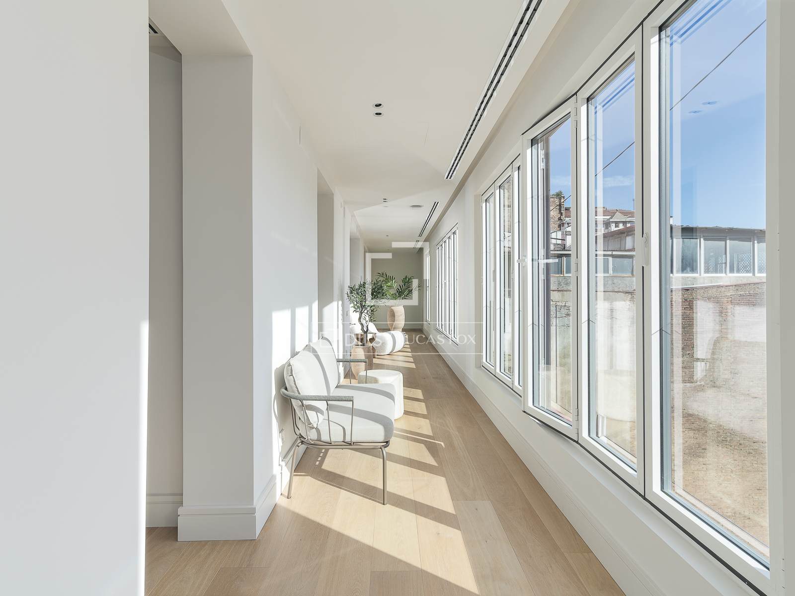 Apartment in Barcelona, Spain 4 bedrooms, 273 sq.m. No. 150804