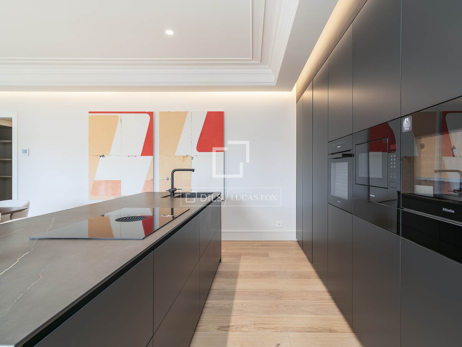 Apartment in Barcelona, Spain 4 bedrooms, 273 sq.m. No. 150804