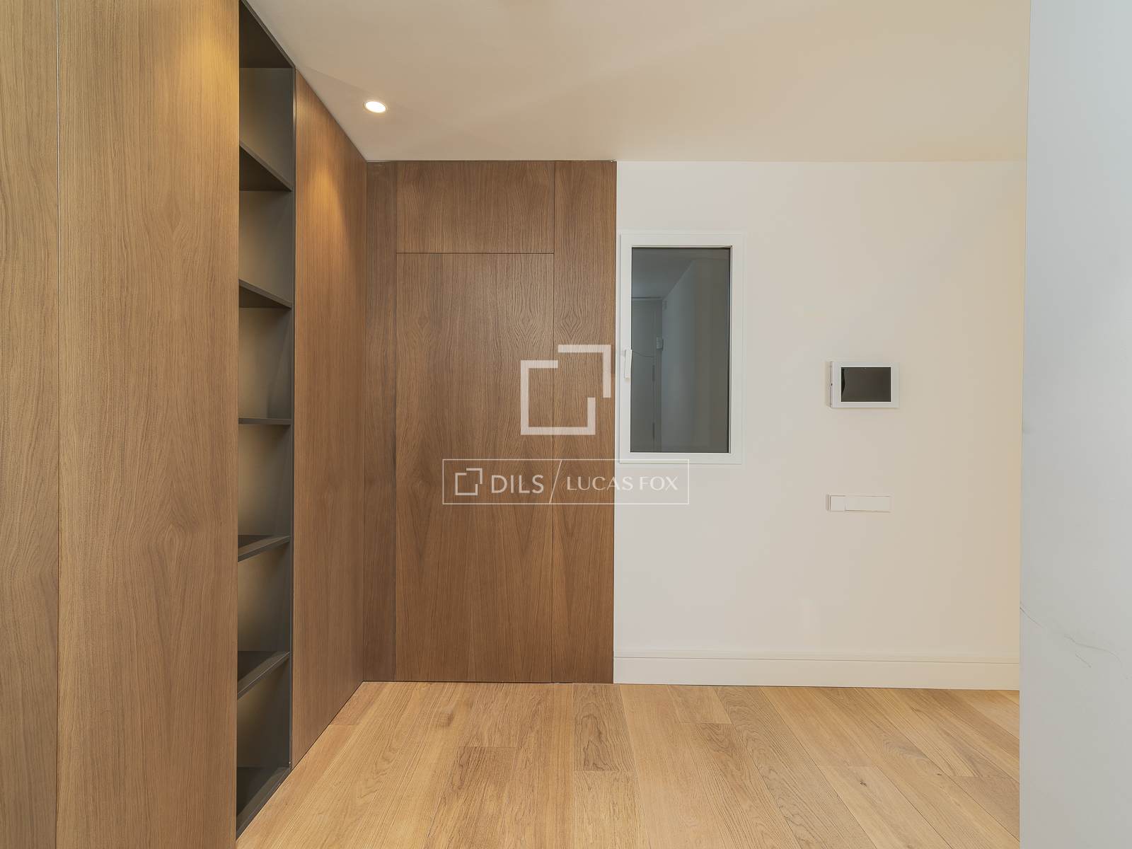 Apartment in Barcelona, Spain 4 bedrooms, 273 sq.m. No. 150804