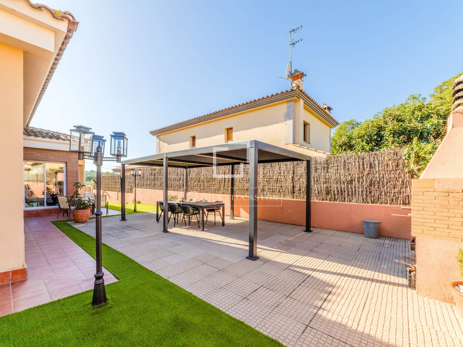 Willa w Sitges, Barcelona, Hiszpania 4 sypialnie, 266 mkw. nr 150808