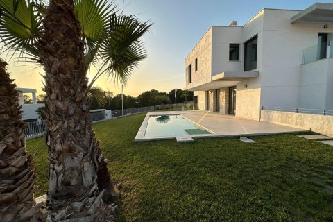 Villa a Finestrat, Alicante, Spagna 3 camere da letto, 258 mq. N° 165551