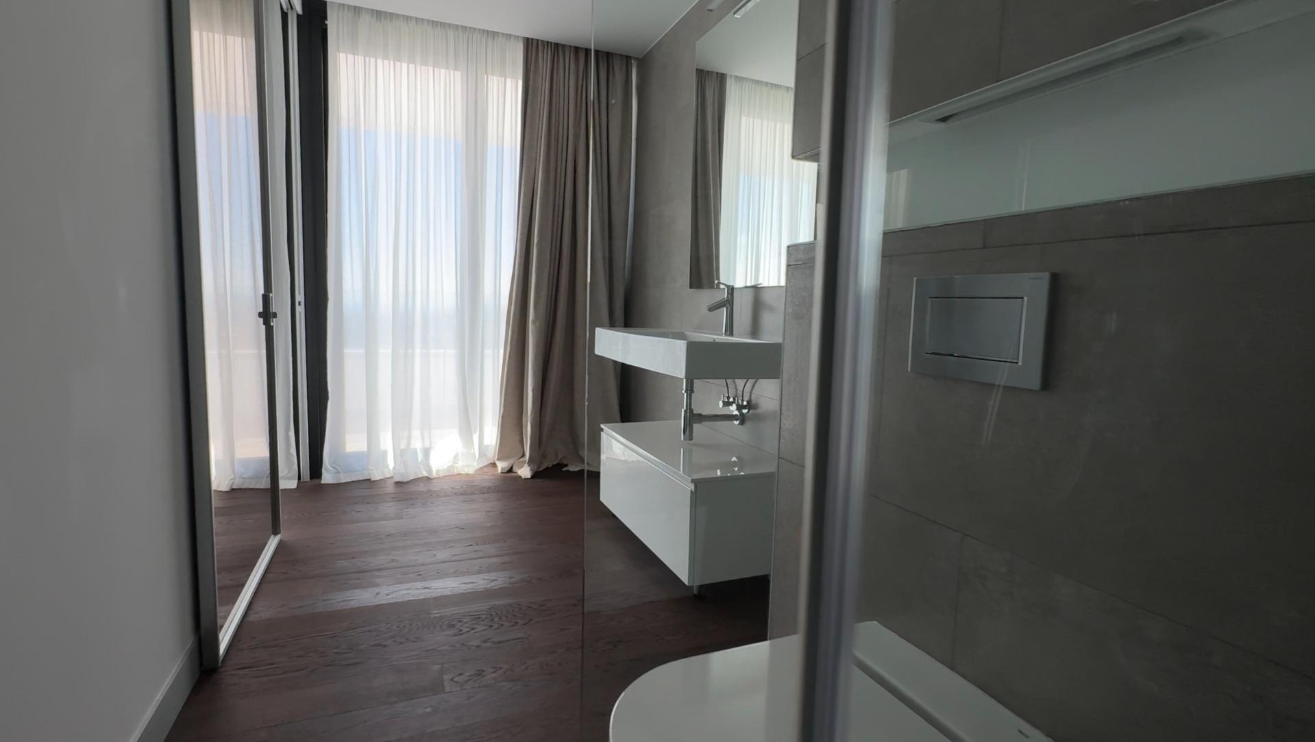 Villa à Finestrat, Alicante, Espagne 691 m2 No. 165556