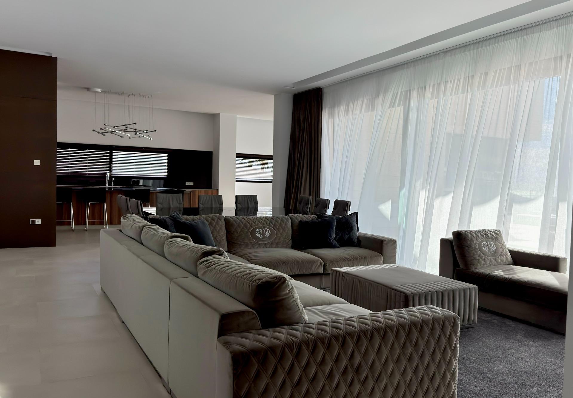 Villa à Finestrat, Alicante, Espagne 691 m2 No. 165556