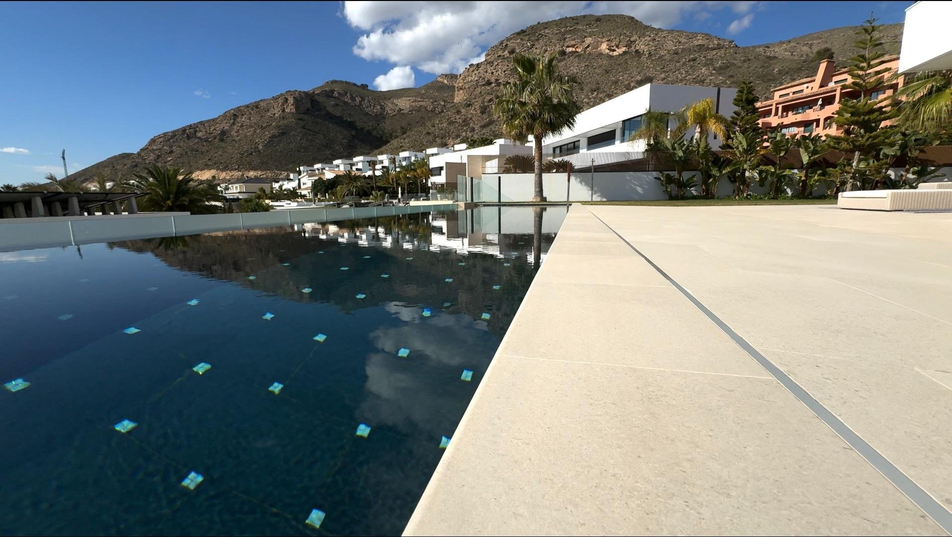 Villa à Finestrat, Alicante, Espagne 691 m2 No. 165556