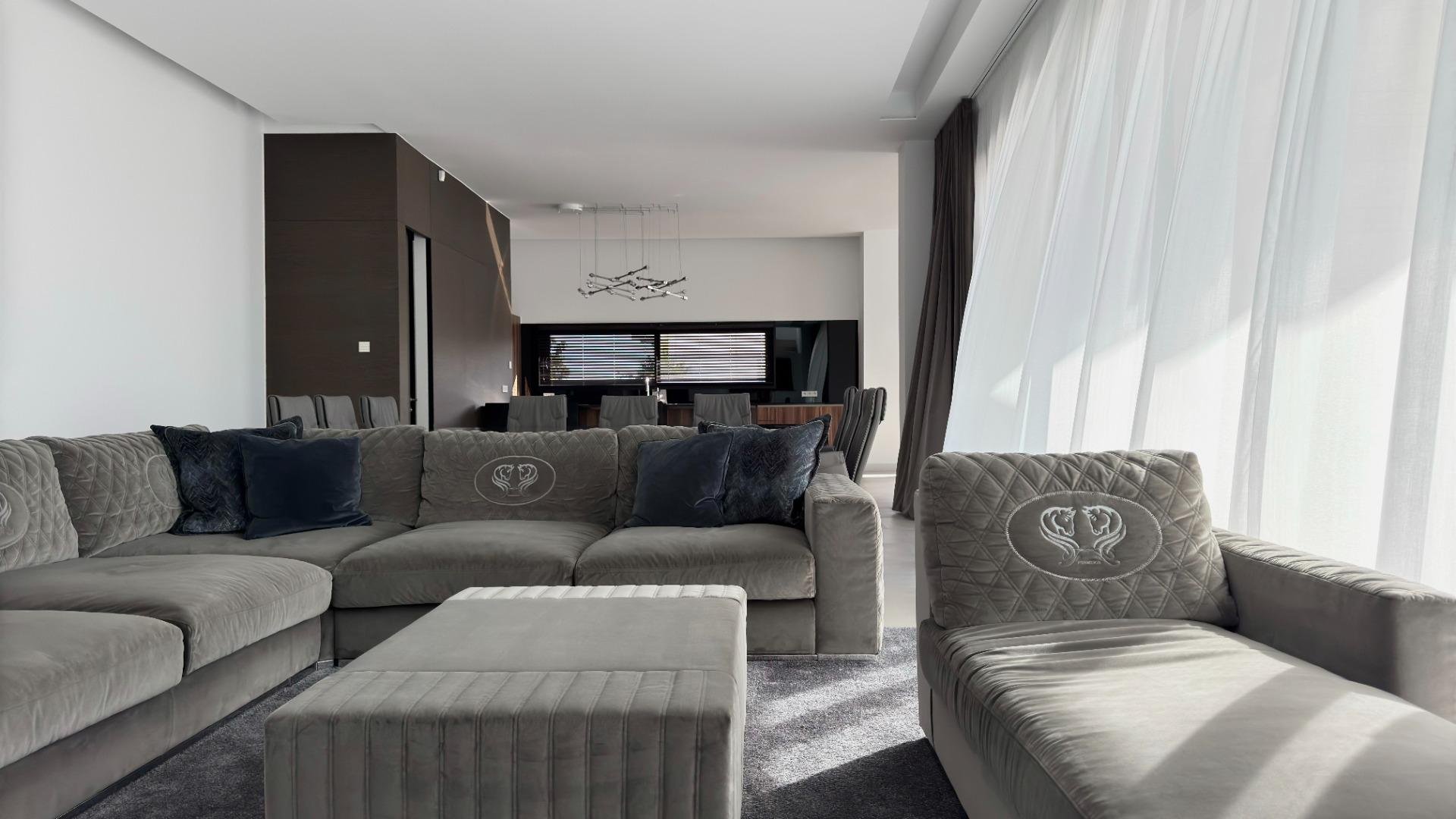 Villa à Finestrat, Alicante, Espagne 691 m2 No. 165556
