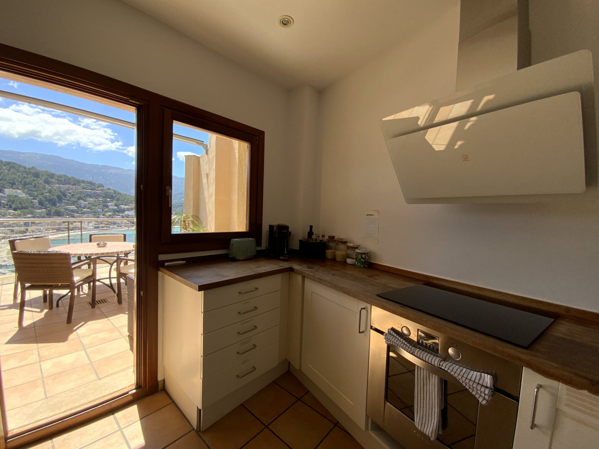 Villa i Port De Soller, Mallorca, Spanien 3 sovrum, 180 kvm. Nr. 98007