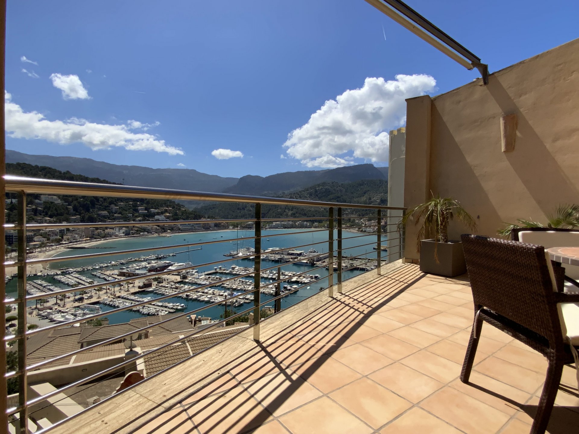 Villa i Port De Soller, Mallorca, Spanien 3 sovrum, 180 kvm. Nr. 98007