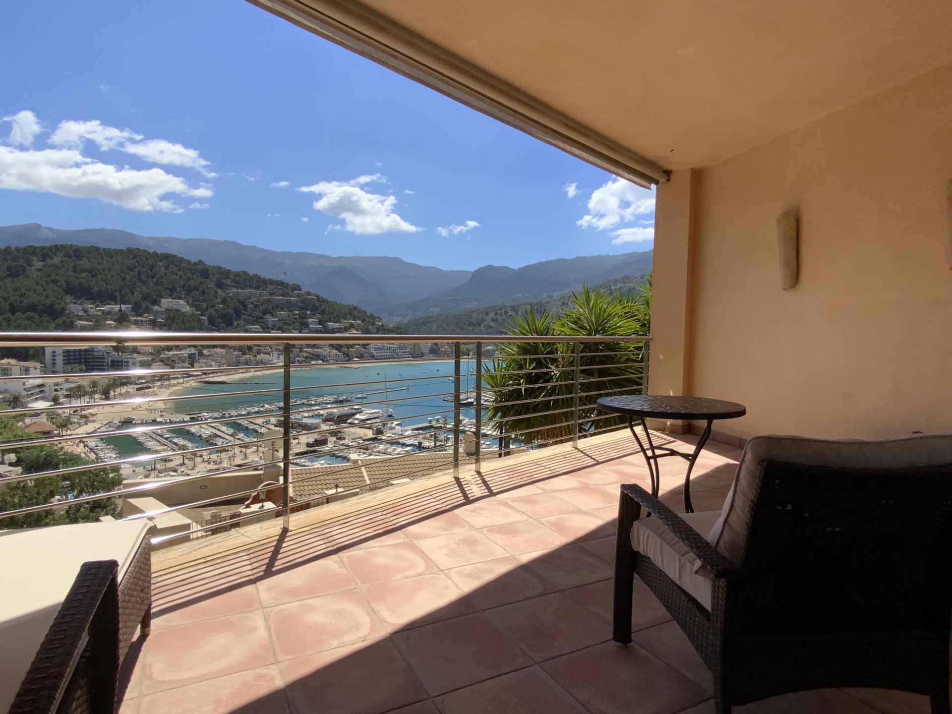 Villa i Port De Soller, Mallorca, Spanien 3 sovrum, 180 kvm. Nr. 98007