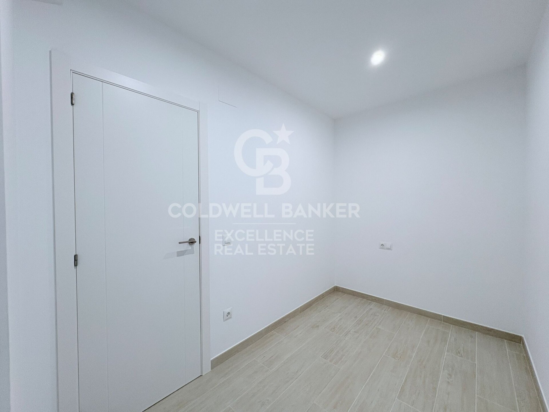 Apartment à Valencia, Espagne 2 chambres, 73 m2 No. 178668