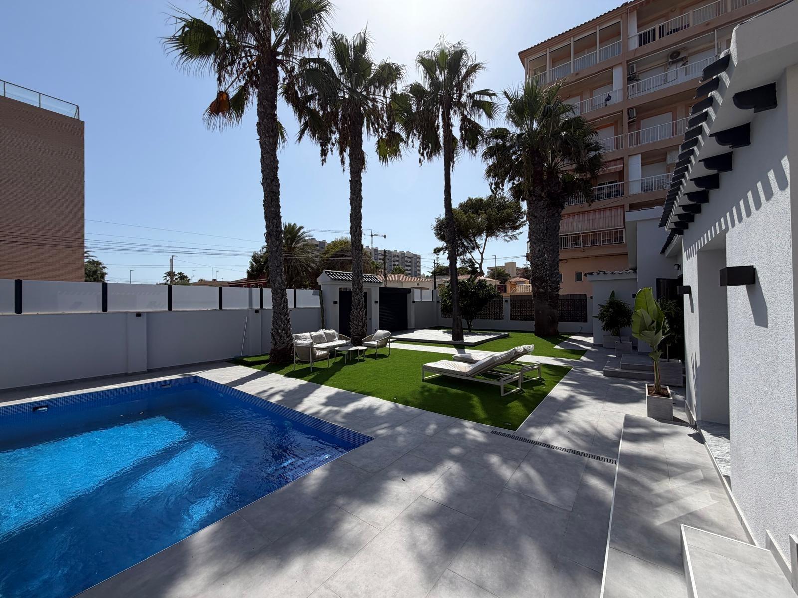 Huvila Punta Prima, Alicante, Espanja 4 makuuhuonetta, 103 m2 No. 193771