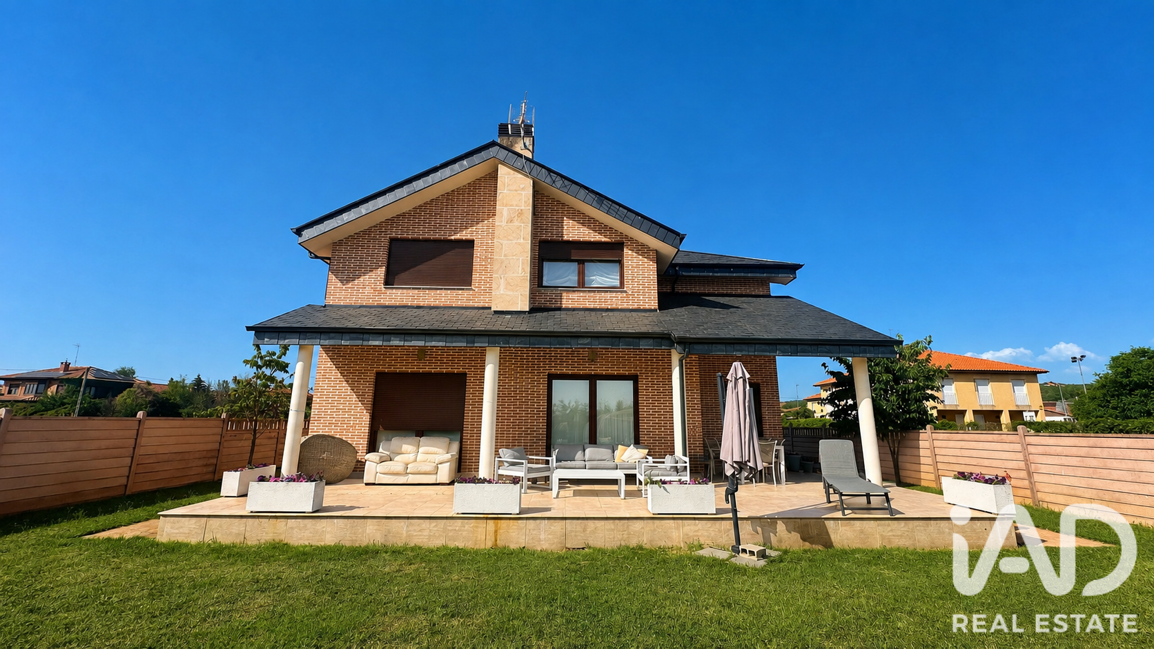 Māja Villaquilambre, Leon, Spānijā 5 istabas, 271 m2 Nr. 192215