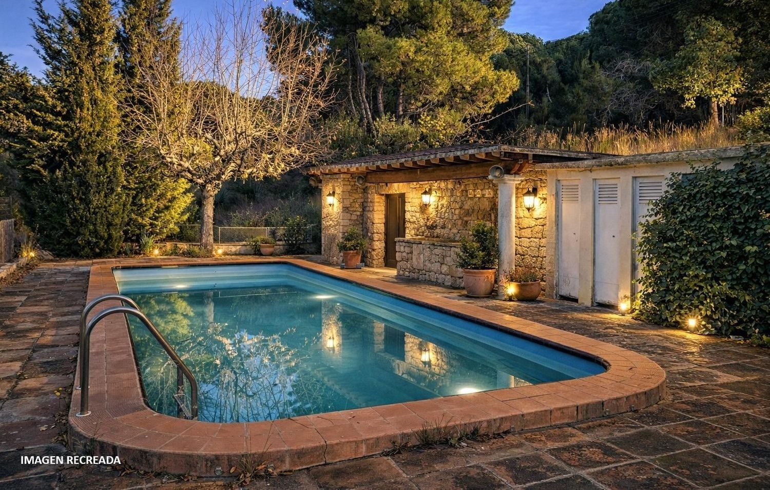 Hus i Barcelona, Spanien 10 sovrum, 1000 kvm. Nr. 178336