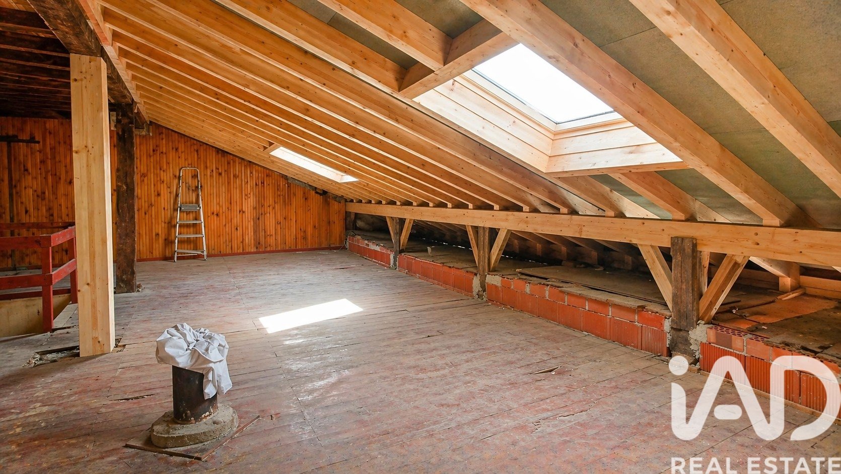 Townhouse in Corvera de Toranzo, Cantabria, Spain 4 bedrooms, 576 sq.m. No. 172553