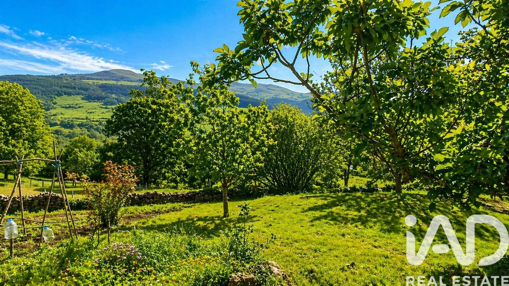 Townhouse in Corvera de Toranzo, Cantabria, Spain 4 bedrooms, 576 sq.m. No. 172553
