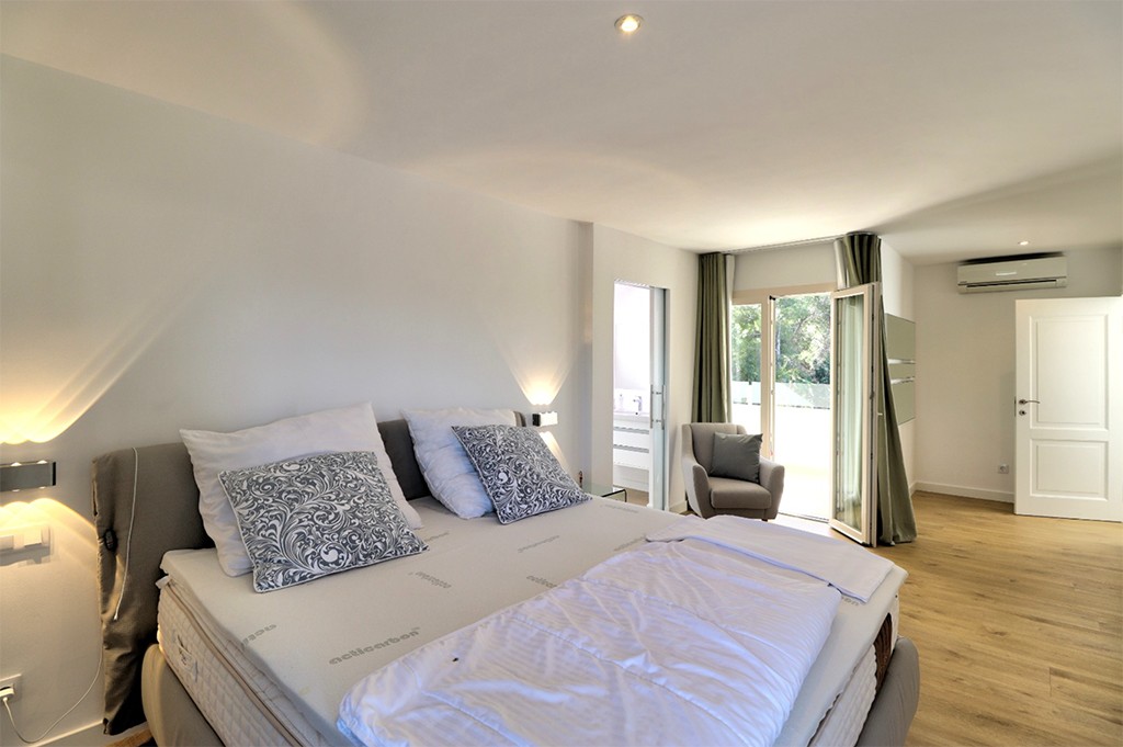 Villa Santa Ponsa, Mallorca, Spānijā 4 istabas, 400 m2 Nr. 148036