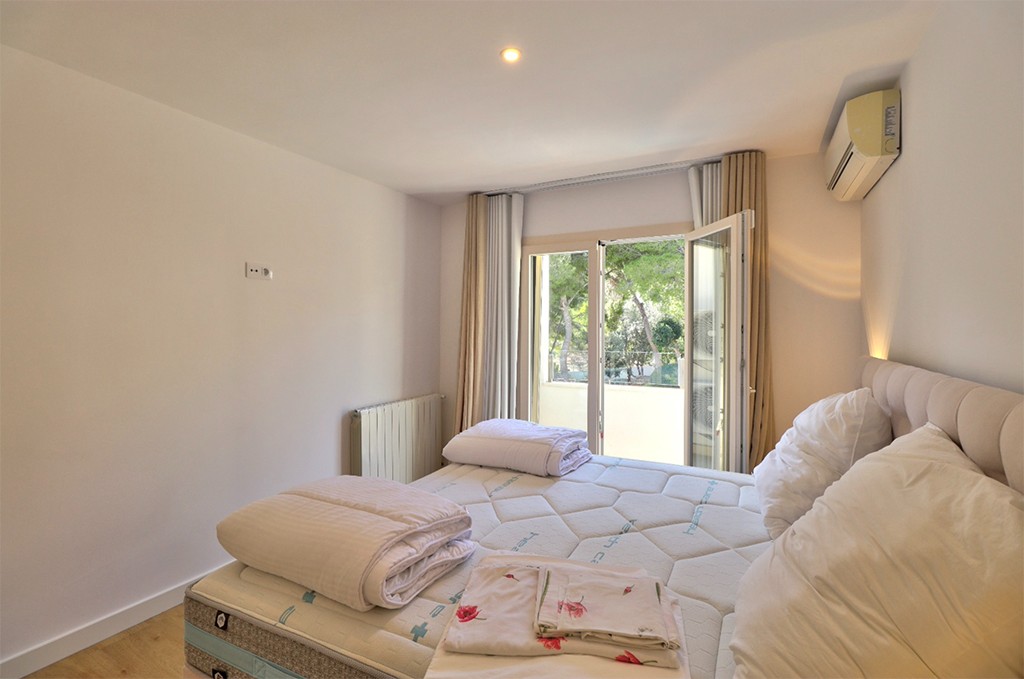 Villa Santa Ponsa, Mallorca, Spānijā 4 istabas, 400 m2 Nr. 148036