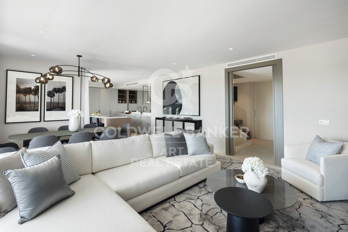 Duplex in Marbella, Malaga, Spain 3 bedrooms, 157 sq.m. No. 159138