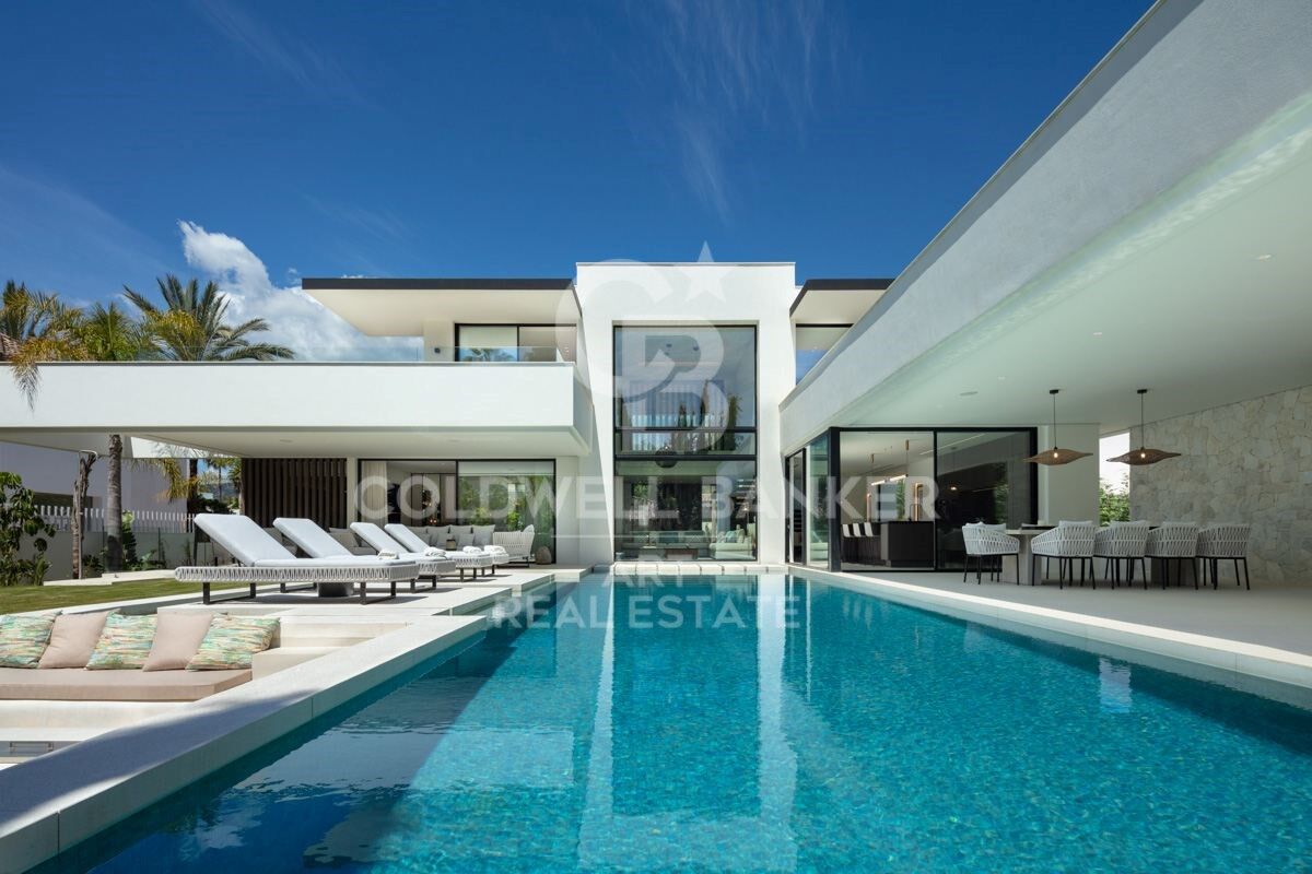 Villa Marbella, Malaga, Spānijā 5 istabas, 667 m2 Nr. 159140