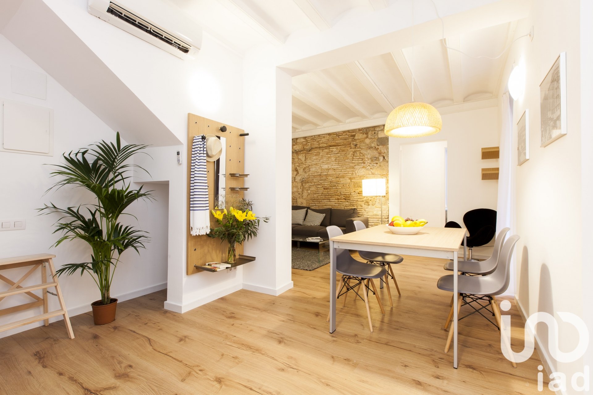 Dzīvoklis Barcelona, Spānijā 2 istabas, 76 m2 Nr. 153612