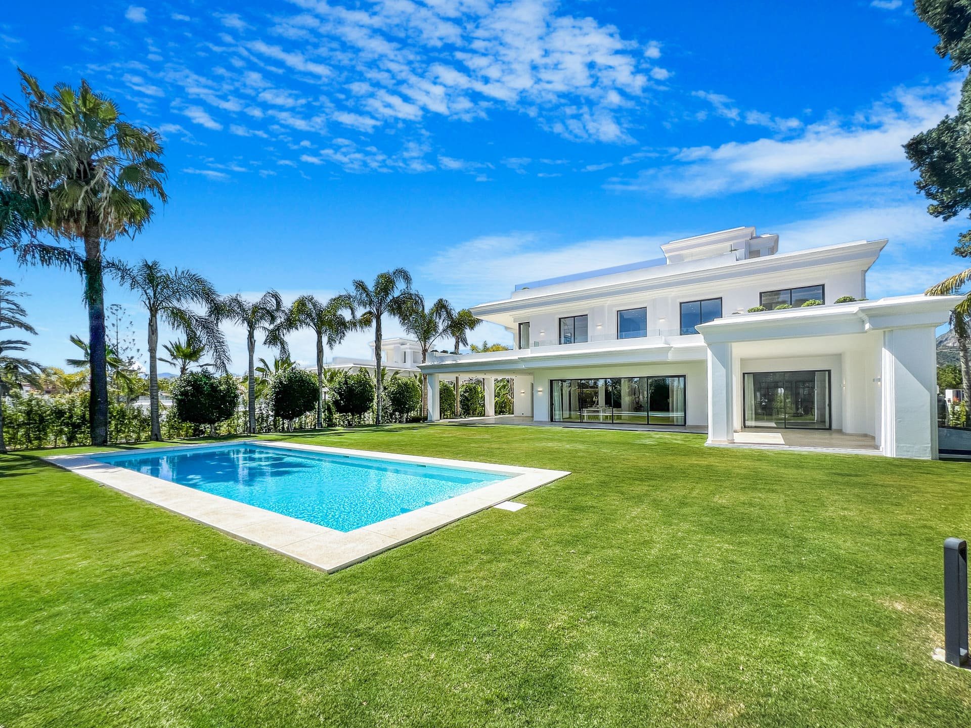 Villa in Marbella, Malaga, Spanien 6 Schlafzimmer, 647 m2 Nr. 134533
