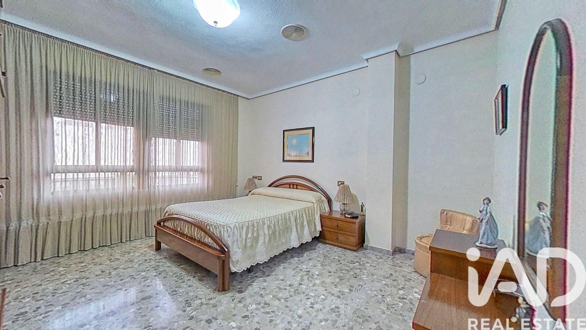 Apartment in Vila-real, Castellon, Spain 4 bedrooms, 105 sq.m. No. 185434