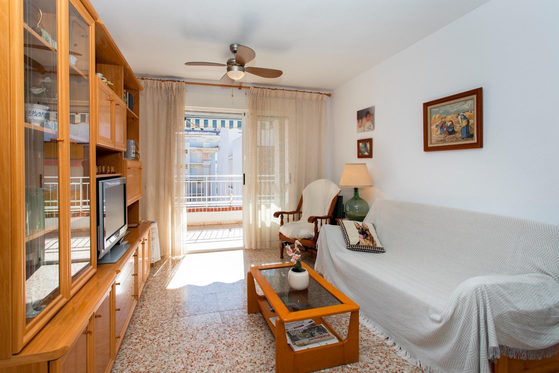 Appartamento a Torrevieja, Alicante, Spagna 3 camere da letto, 88 mq. N° 152082