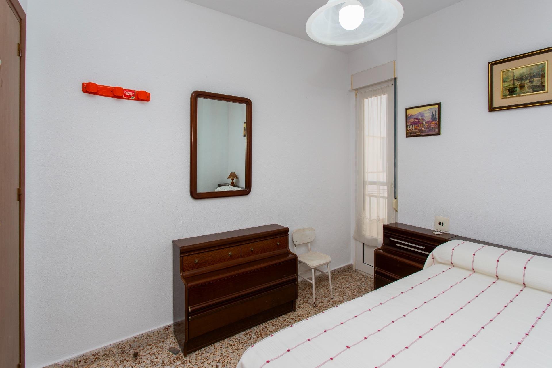 Appartamento a Torrevieja, Alicante, Spagna 3 camere da letto, 88 mq. N° 152082