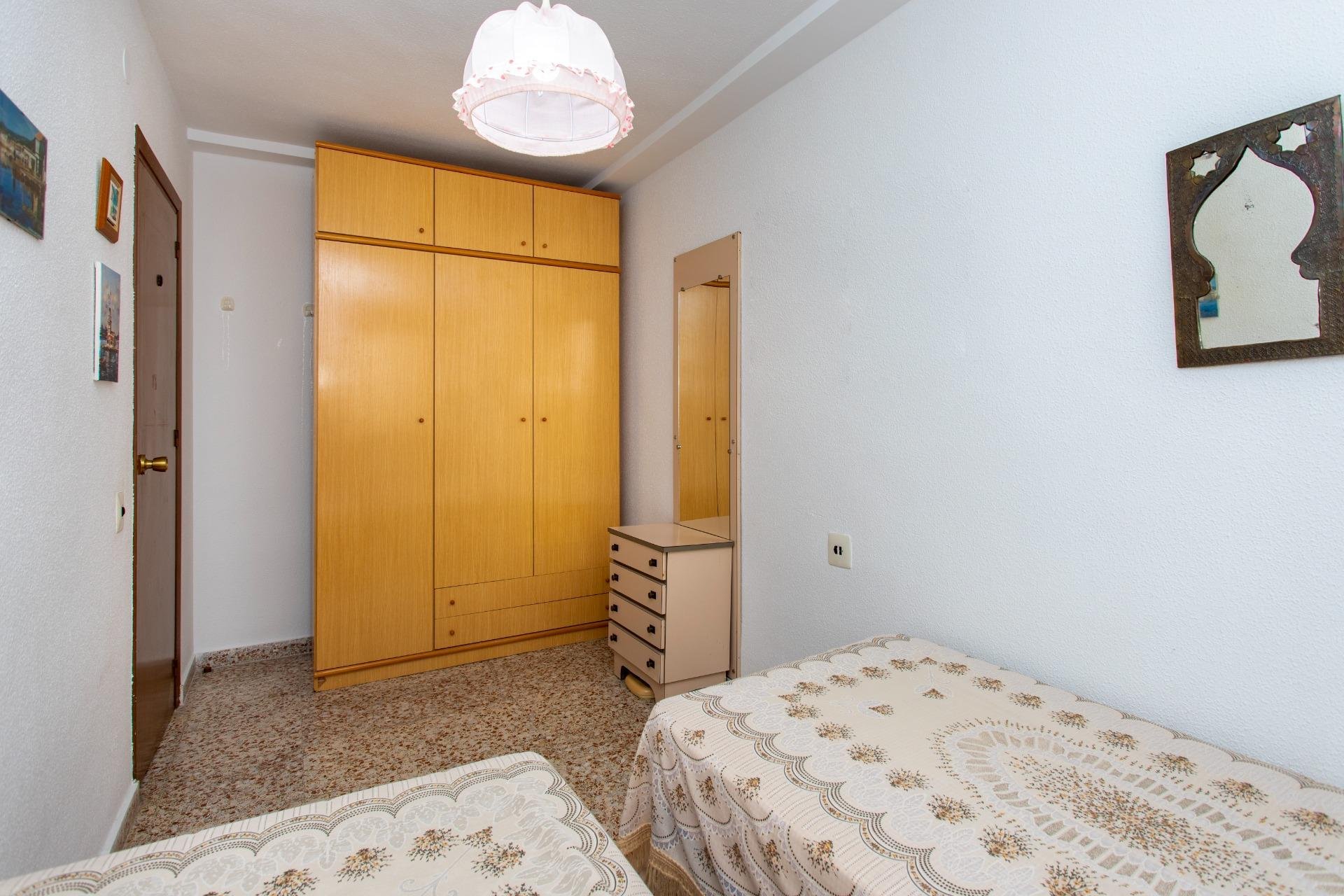 Appartamento a Torrevieja, Alicante, Spagna 3 camere da letto, 88 mq. N° 152082