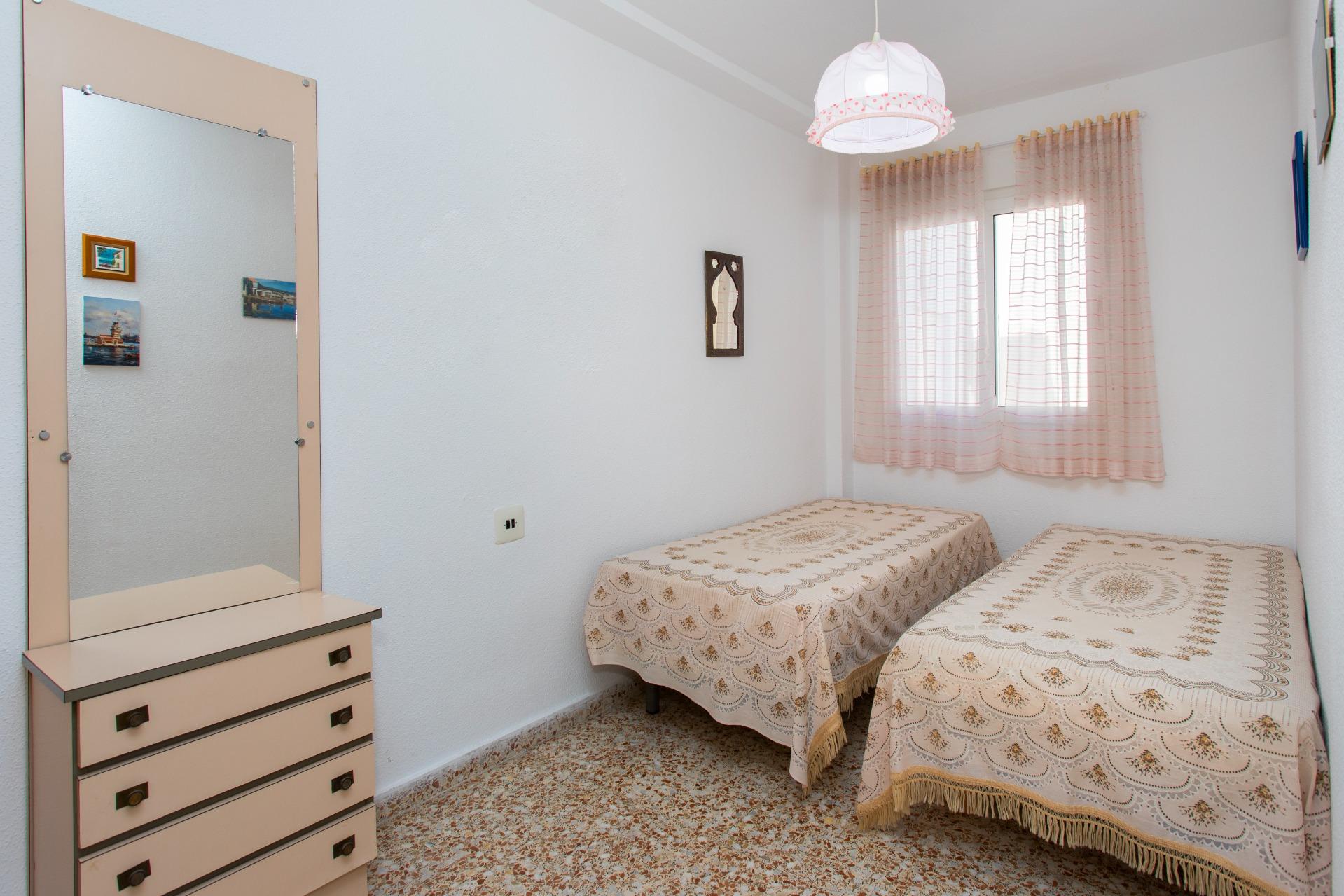 Appartamento a Torrevieja, Alicante, Spagna 3 camere da letto, 88 mq. N° 152082