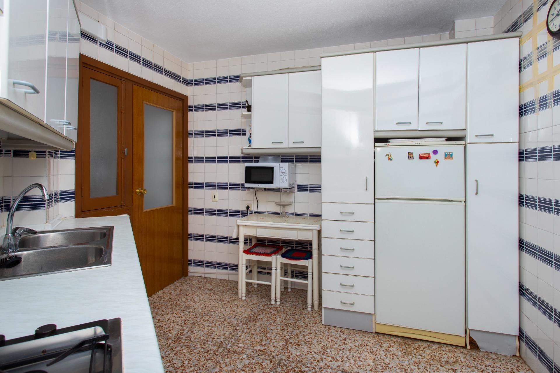 Appartamento a Torrevieja, Alicante, Spagna 3 camere da letto, 88 mq. N° 152082