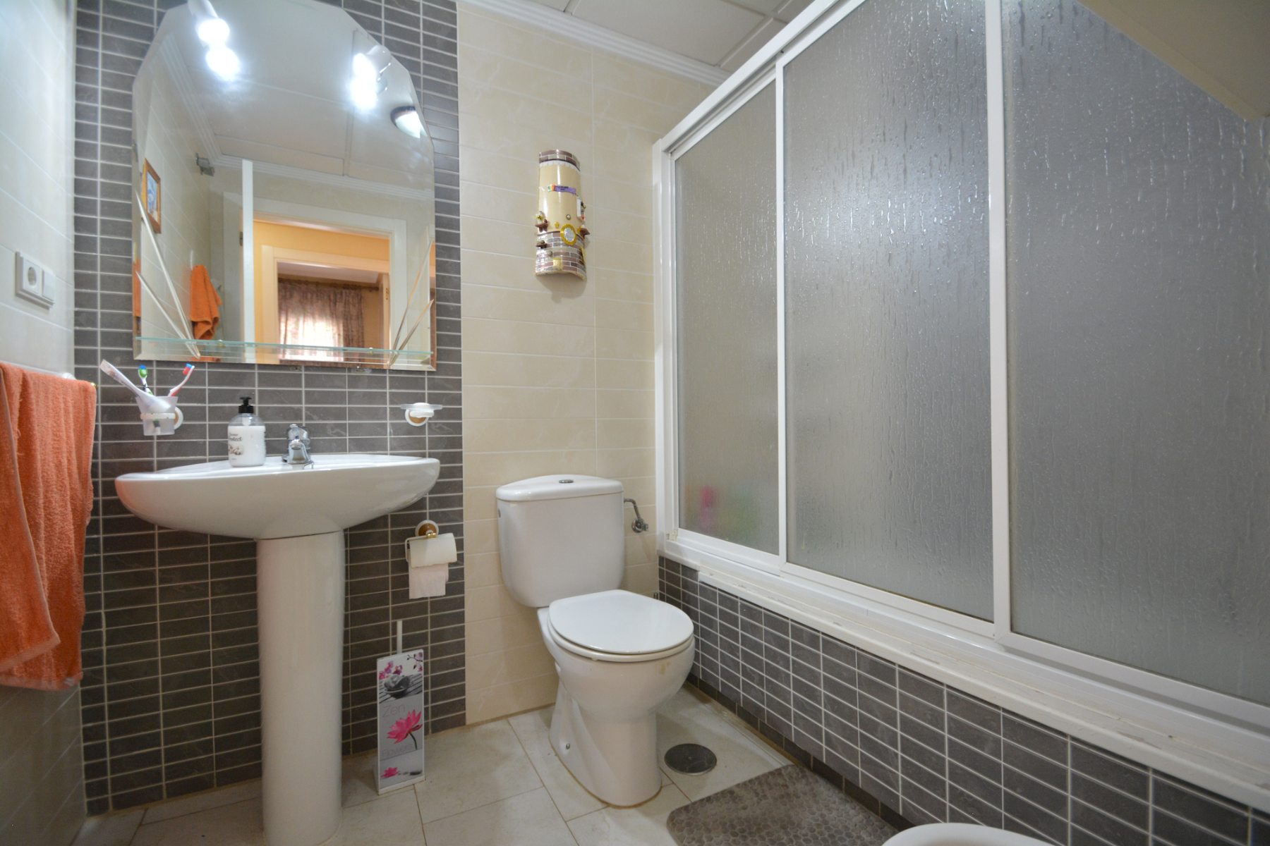 Квартира в Гуардамар-дель-Сегура, Аликанте, Испания 2 спальни, 70м2 №137725