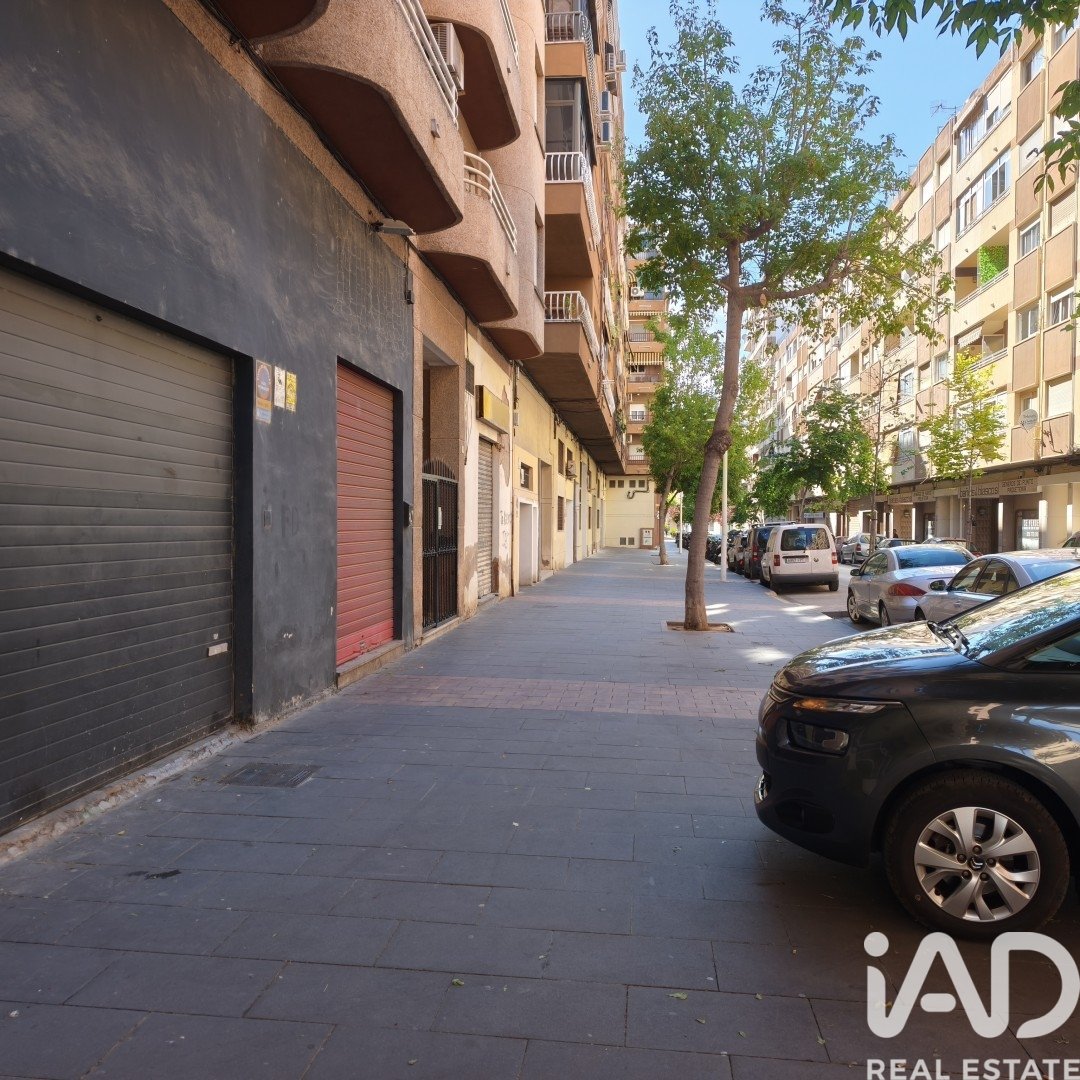 Commercial property in Gandia, Valencia, Spain 105 sq.m. No. 193464