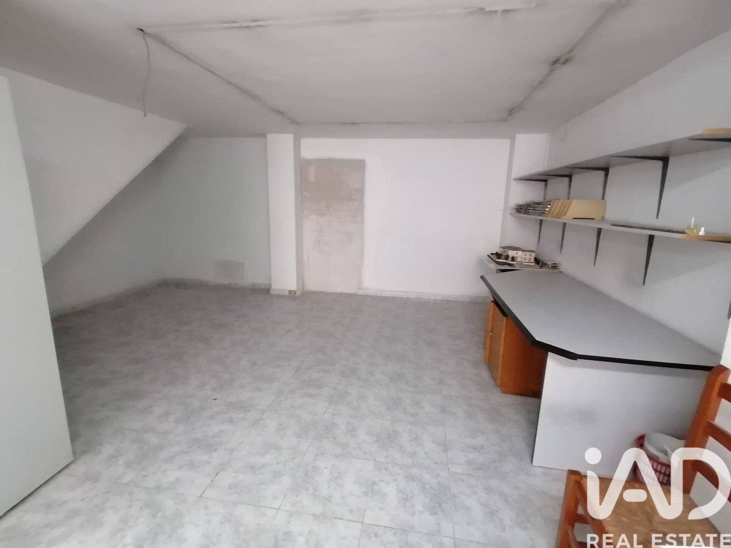 Commercial property in Gandia, Valencia, Spain 105 sq.m. No. 193464