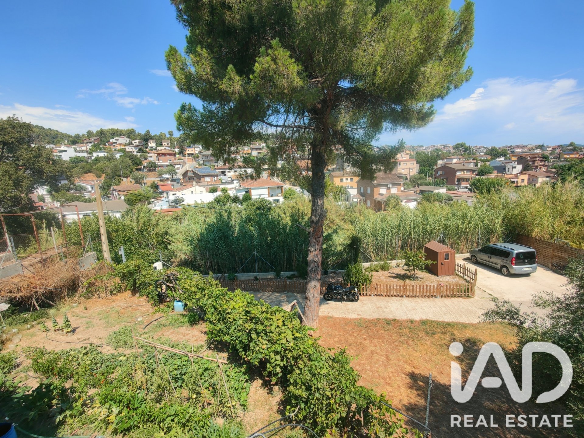 Villa in Sant Vicenc Dels Horts, Barcelona, Spanien 3 Schlafzimmer, 238 m2 Nr. 193459