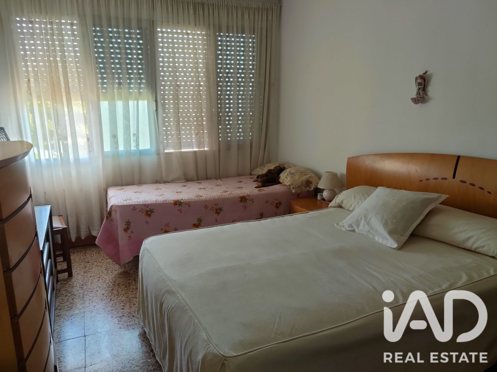 Villa in Sant Vicenc Dels Horts, Barcelona, Spanien 3 Schlafzimmer, 238 m2 Nr. 193459