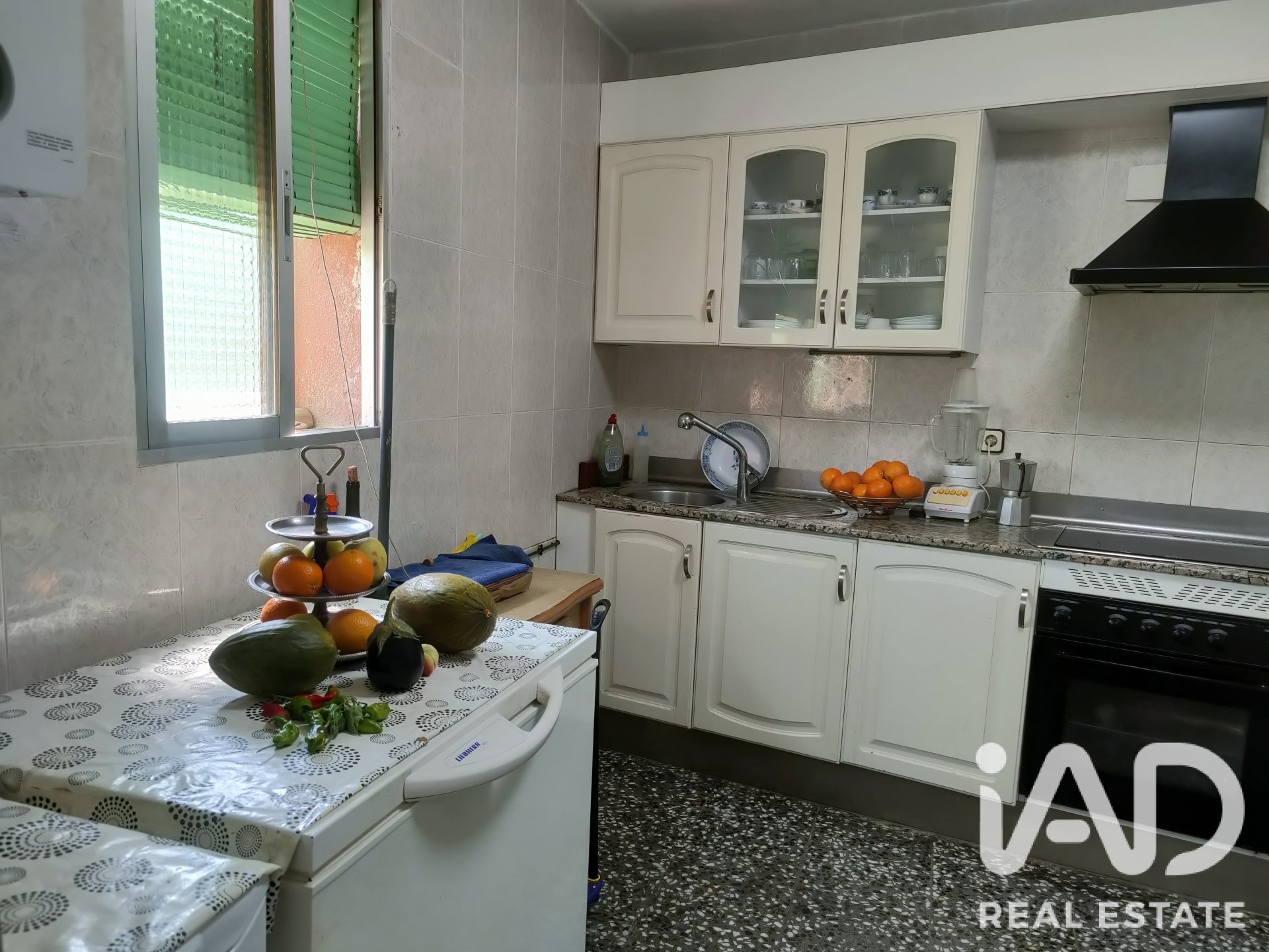 Villa in Sant Vicenc Dels Horts, Barcelona, Spanien 3 Schlafzimmer, 238 m2 Nr. 193459