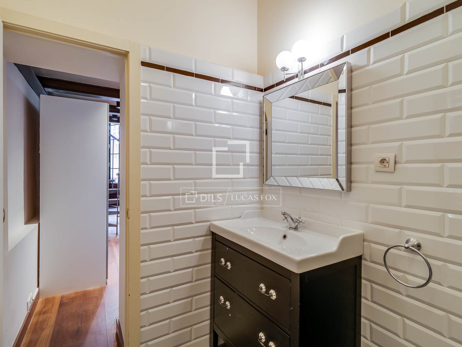 Apartament w Barcelona, Hiszpania 7 sypialni, 389 mkw. nr 192778