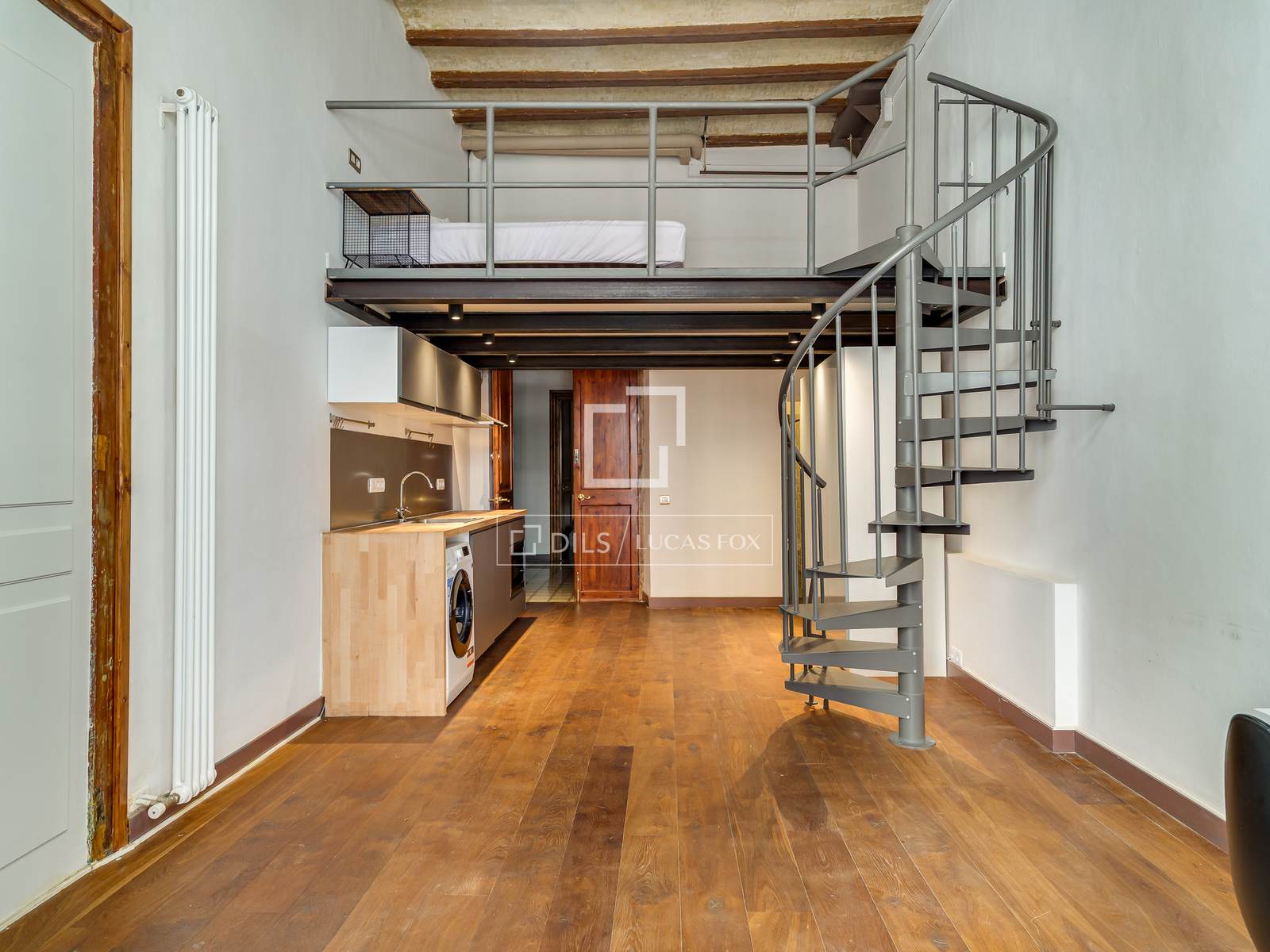 Apartament w Barcelona, Hiszpania 7 sypialni, 389 mkw. nr 192778